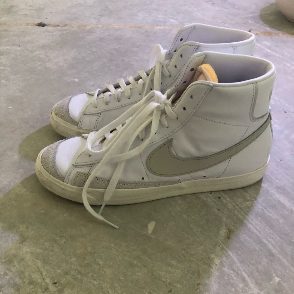 Nike Retro Neutral Blazer (last drop)